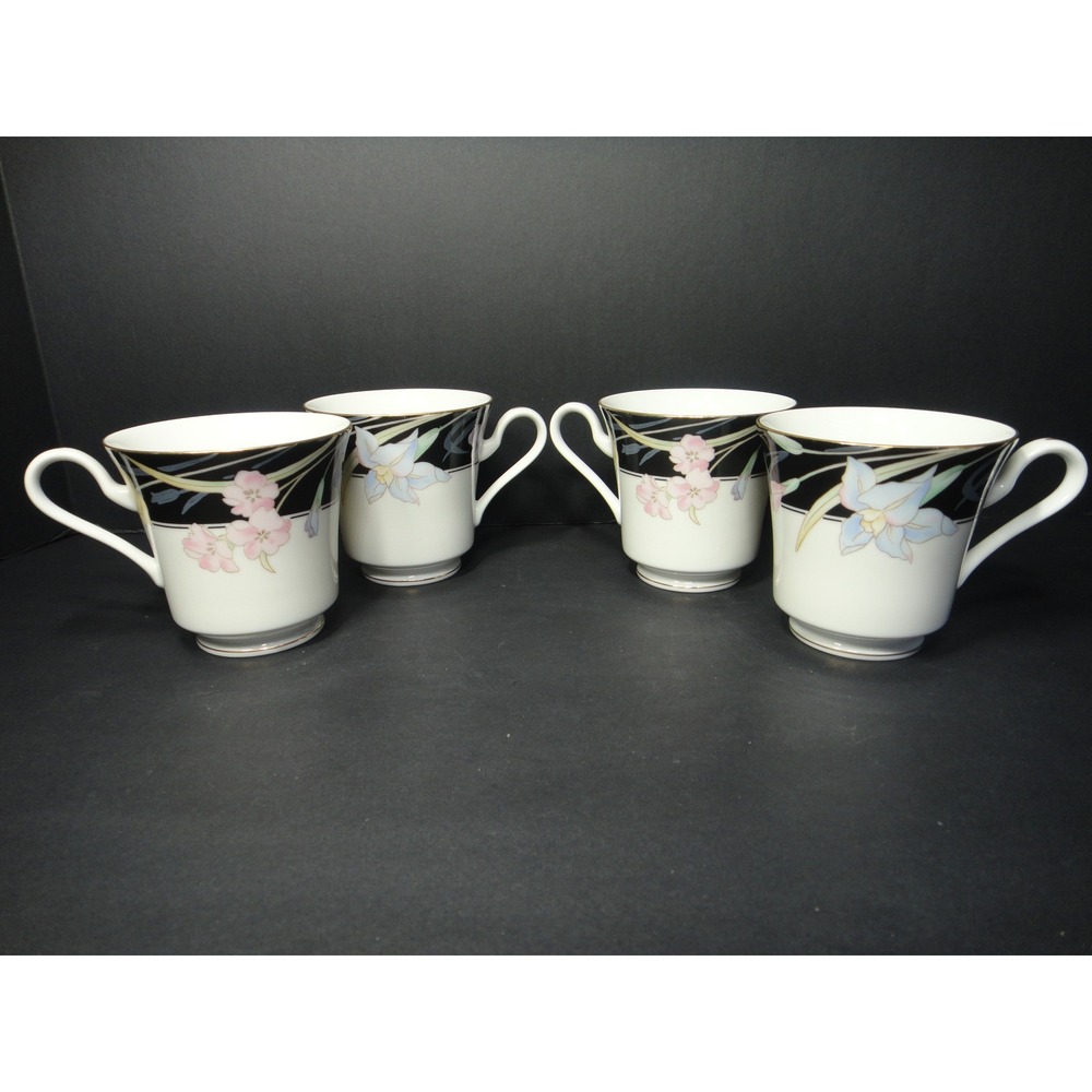 Mikasa Charisma Black L9050 Tea Cups Set of 4 Floral Gold Trim Fine China VTG